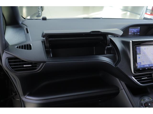 ノア Ｘ　衝突被害軽減ブレーキ　純正９型ナビ地デジ　バックカメラ　スマートキー　ＥＴＣ２．０　クルーズコントロール　車線逸脱警報　オートハイビーム　片側電動ドア　クリアランスソナー　先行車発進告知機能　ドラレコ　Ｂｌｕｅｔｏｏｔｈ接続　ＬＥＤライト　横滑り防止装置（33枚目）