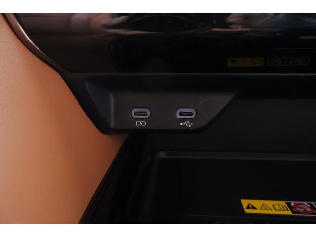 ヴェルファイアハイブリッド Z プレミア 衝突被害軽減ブレーキ 14インチDAナビ地デジ 全周囲カメラ 後席モニター サンルーフ BSM レーダークルーズ 車線逸脱警報 クリアランスソナー 前後ドラレコ シートヒーター&クール AC100Vー1500W パワーバックドア 3眼LEDライト(29枚目)