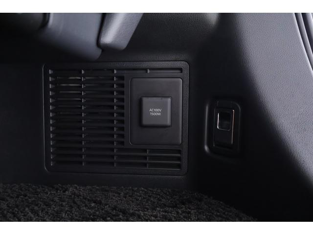 ヴェルファイアハイブリッド Z プレミア 衝突被害軽減ブレーキ 14インチDAナビ地デジ 全周囲カメラ 後席モニター サンルーフ BSM レーダークルーズ 車線逸脱警報 クリアランスソナー 前後ドラレコ シートヒーター&クール AC100Vー1500W パワーバックドア 3眼LEDライト(58枚目)