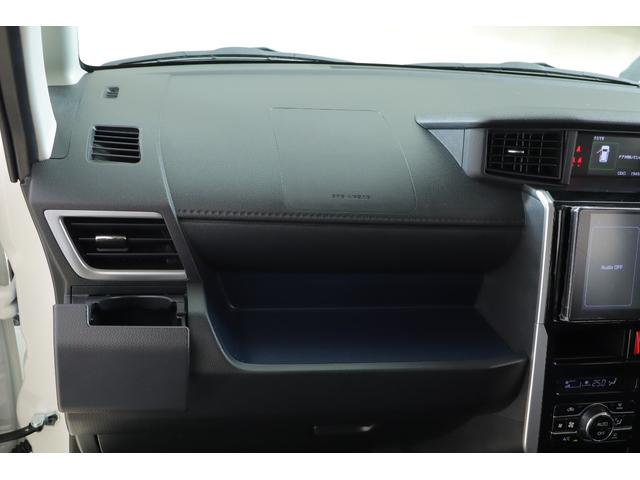 ルーミー カスタムＧ　４ＷＤ　衝突被害軽減ブレーキ　純正９インチＤＡ　地デジＴＶ　全周囲カメラ　スマートキー　ＥＴＣ２．０　レーダークルーズ　車線逸脱警報　オートハイビーム　コーナーセンサー　両側電動ドア　シートヒーター　Ｂｌｕｅｔｏｏｔｈ接続　ＬＥＤヘッドライト（31枚目）