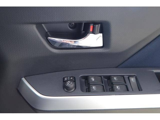 ルーミー カスタムＧ　４ＷＤ　衝突被害軽減ブレーキ　純正９インチＤＡ　地デジＴＶ　全周囲カメラ　スマートキー　ＥＴＣ２．０　レーダークルーズ　車線逸脱警報　オートハイビーム　コーナーセンサー　両側電動ドア　シートヒーター　Ｂｌｕｅｔｏｏｔｈ接続　ＬＥＤヘッドライト（33枚目）