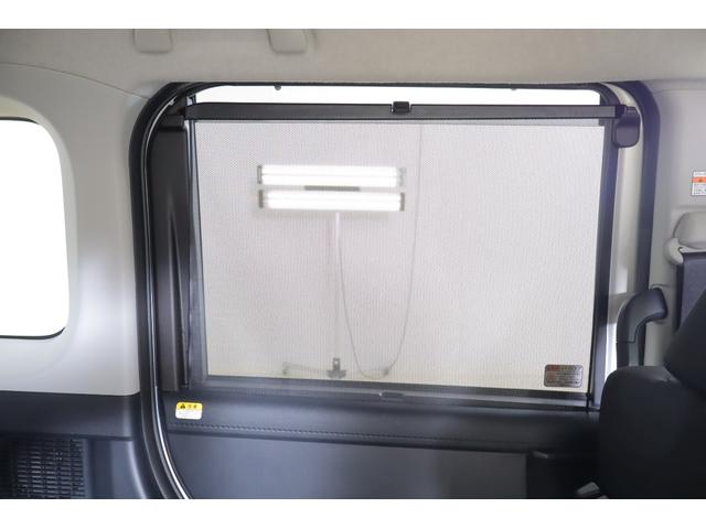 ルーミー カスタムＧ　４ＷＤ　衝突被害軽減ブレーキ　純正９インチＤＡ　地デジＴＶ　全周囲カメラ　スマートキー　ＥＴＣ２．０　レーダークルーズ　車線逸脱警報　オートハイビーム　コーナーセンサー　両側電動ドア　シートヒーター　Ｂｌｕｅｔｏｏｔｈ接続　ＬＥＤヘッドライト（39枚目）