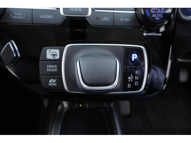 アクア Ｚ　衝突被害軽減ブレーキ　ＢＳＭ　純正１０．５インチＤＡナビ　全周囲カメラ　レーダークルーズ　オートハイビーム　スマートキー　ＥＴＣ２．０　車線逸脱警報　クリアランスソナー　ＡＣ１００Ｖ－１５００Ｗ　ドラレコ　ＬＥＤライト　Ｂｌｕｅｔｏｏｔｈ接続　ワンオーナー（25枚目）