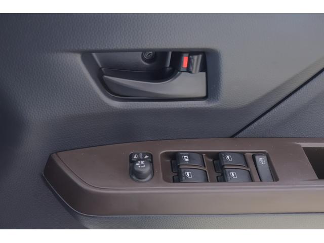 タンク Ｇ　Ｓ　衝突被害軽減ブレーキ　純正ＳＤナビＴＶ　バックカメラ　スマートキー　ＥＴＣ　車線逸脱警報　クルーズコントロール　両側電動ドア　先行車発進お知らせ機能　ドライブレコーダー　電動格納ミラー　Ｂｌｕｅｔｏｏｔｈ接続　アイドリングストップ　横滑リ防止装置（31枚目）