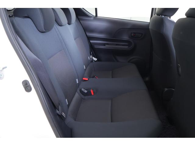 アクア Sスタイルブラック 衝突被害軽減ブレーキ 純正SDナビTV バックカメラ スマートキー ETC 車線逸脱警報 オートハイビーム 先行車発進告知機能 電動格納ミラー Bluetooth接続 LEDヘッドライト 横滑り防止装置(28枚目)