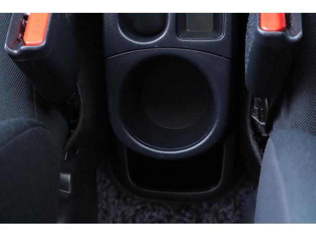 アクア Sスタイルブラック 衝突被害軽減ブレーキ 純正SDナビTV バックカメラ スマートキー ETC 車線逸脱警報 オートハイビーム 先行車発進告知機能 電動格納ミラー Bluetooth接続 LEDヘッドライト 横滑り防止装置(29枚目)