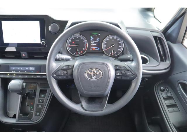 ノア Ｘ　衝突被害軽減ブレーキ　レーダークルーズ　車線逸脱警報　純正８インチＤＡ　バックカメラ　ＥＴＣ２．０　オートハイビーム　クリアランスソナー　前後ドラレコ　先行車発進告知機能　キーレス　Ｂｌｕｅｔｏｏｔｈ接続　ＬＥＤヘッドライト　横滑り防止装置（13枚目）