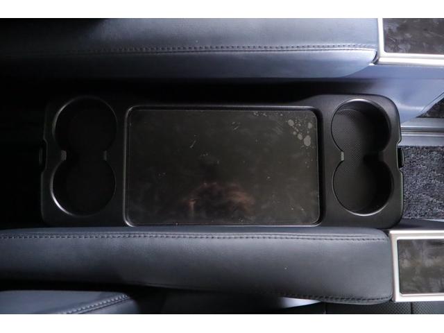 ヴェルファイア 2.5Z Gエディション 衝突被害軽減ブレーキ 車線逸脱警報 純正10型ナビ 地デジTV バックカメラ 後席モニター BSM レーダークルーズ シートヒーター&クール ステアリングヒーター クリアランスソナー デジタルミラー パワーバックドア 3眼LEDライト(45枚目)