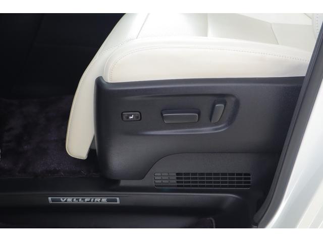 ヴェルファイアハイブリッド エグゼクティブラウンジＺ　４ＷＤ　ＪＢＬプレミアムナビ地デジ　全周囲カメラ　１２．１インチリアエンター　衝突被害軽減ブレーキ　レーダークルーズ　車線逸脱警報　ＢＳＭ　デジタルミラー　シートヒーター＆クール　前後ドラレコ　パワーバックドア　３眼ＬＥＤライト（47枚目）