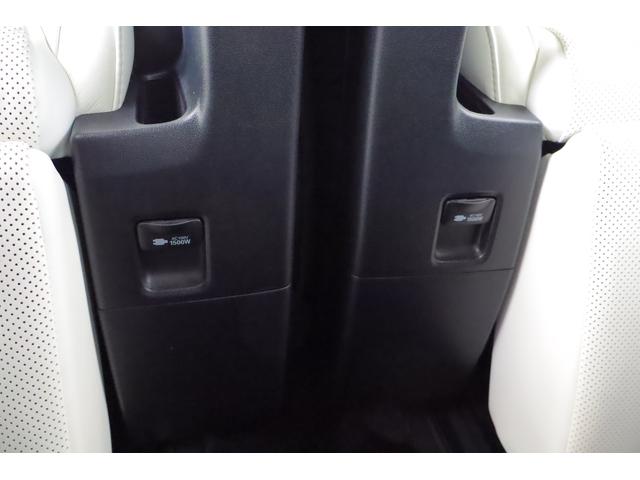 ヴェルファイアハイブリッド エグゼクティブラウンジＺ　４ＷＤ　ＪＢＬプレミアムナビ地デジ　全周囲カメラ　１２．１インチリアエンター　衝突被害軽減ブレーキ　レーダークルーズ　車線逸脱警報　ＢＳＭ　デジタルミラー　シートヒーター＆クール　前後ドラレコ　パワーバックドア　３眼ＬＥＤライト（52枚目）