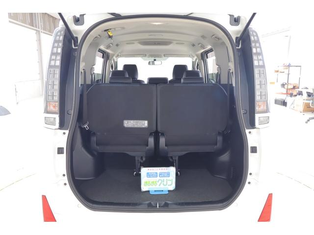 ヴォクシー ＺＳ　煌　純正９インチナビ　地デジＴＶ　バックカメラ　スマートキー　ＥＴＣ　両側電動スライドドア　Ｂｌｕｅｔｏｏｔｈ接続　アイドリングストップ　ＬＥＤヘッドライト　純正アルミ　横滑り防止装置（37枚目）