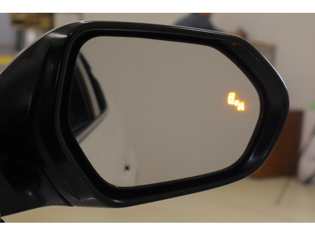 Ｃ－ＨＲ Ｇ　モード　ネロ　モデリスタフルエアロ　衝突被害軽減ブレーキ　純正ＳＤナビ　地デジＴＶ　バックカメラ　ＢＳＭ　スマートキー　ＥＴＣ　レーダークルーズ　オートハイビーム　車線逸脱警報　クリアランスソナー　シートヒーター　ＬＥＤヘッドライト　横滑り防止装置（30枚目）