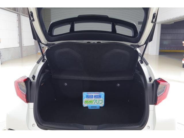 Ｃ－ＨＲ Ｇ　モード　ネロ　モデリスタフルエアロ　衝突被害軽減ブレーキ　純正ＳＤナビ　地デジＴＶ　バックカメラ　ＢＳＭ　スマートキー　ＥＴＣ　レーダークルーズ　オートハイビーム　車線逸脱警報　クリアランスソナー　シートヒーター　ＬＥＤヘッドライト　横滑り防止装置（38枚目）