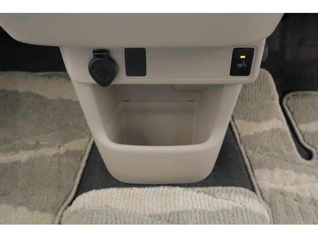 パッソ Ｘ　Ｓ　衝突被害軽減ブレーキ　純正ＳＤナビＴＶ　バックカメラ　スマートキー　シートヒーター　クリアランスソナー　車線逸脱警報　オートハイビーム　電動格納ミラー　Ｂｌｕｅｔｏｏｔｈ接続　先行車発告知機能　アイドリングストップ　横滑り防止装置（24枚目）