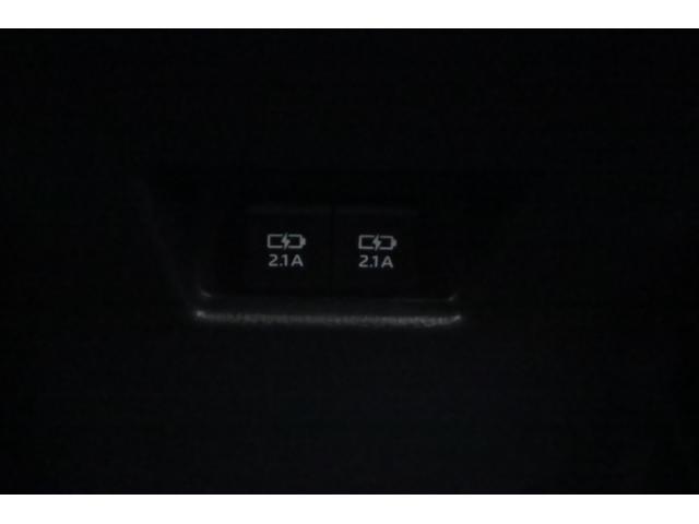 ハリアーハイブリッド Ｚ　レザーパッケージ　衝突被害軽減ブレーキ　レーダークルーズ　１２．３インチＪＢＬプレミアムナビ　地デジＴＶ　バックカメラ　ＢＳＭ　車線逸脱警報　クリアランスソナー　ＥＴＣ　シートヒーター＆クール　ステアリングヒーター　パワーバックドア　デジタルミラー　ドラレコ（42枚目）