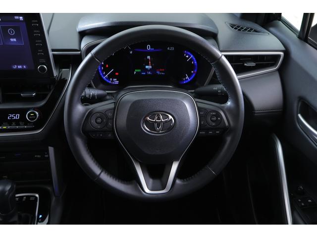 カローラクロス ハイブリッド S 衝突被害軽減ブレーキ 純正9インチDA 地デジTV バックカメラ スマートキー レーダークルーズ ETC 車線逸脱警報 クリアランスソナー オートハイビーム Bluetooth接続 LEDヘッドライト 横滑り防止装置 ワンオーナー(13枚目)