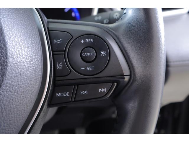 カローラクロス ハイブリッド S 衝突被害軽減ブレーキ 純正9インチDA 地デジTV バックカメラ スマートキー レーダークルーズ ETC 車線逸脱警報 クリアランスソナー オートハイビーム Bluetooth接続 LEDヘッドライト 横滑り防止装置 ワンオーナー(20枚目)