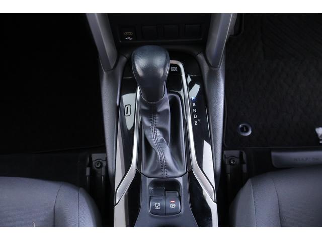 カローラクロス ハイブリッド S 衝突被害軽減ブレーキ 純正9インチDA 地デジTV バックカメラ スマートキー レーダークルーズ ETC 車線逸脱警報 クリアランスソナー オートハイビーム Bluetooth接続 LEDヘッドライト 横滑り防止装置 ワンオーナー(24枚目)