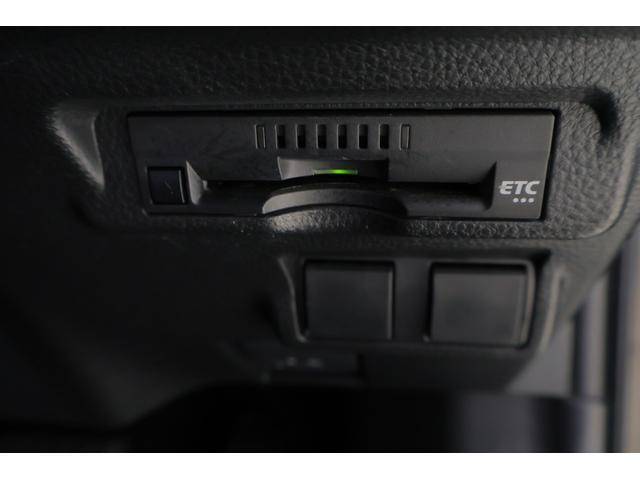 カローラクロス ハイブリッド S 衝突被害軽減ブレーキ 純正9インチDA 地デジTV バックカメラ スマートキー レーダークルーズ ETC 車線逸脱警報 クリアランスソナー オートハイビーム Bluetooth接続 LEDヘッドライト 横滑り防止装置 ワンオーナー(28枚目)