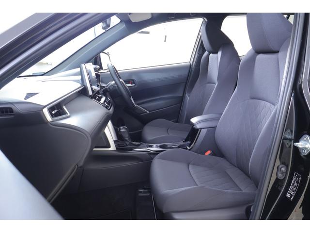 カローラクロス ハイブリッド S 衝突被害軽減ブレーキ 純正9インチDA 地デジTV バックカメラ スマートキー レーダークルーズ ETC 車線逸脱警報 クリアランスソナー オートハイビーム Bluetooth接続 LEDヘッドライト 横滑り防止装置 ワンオーナー(34枚目)