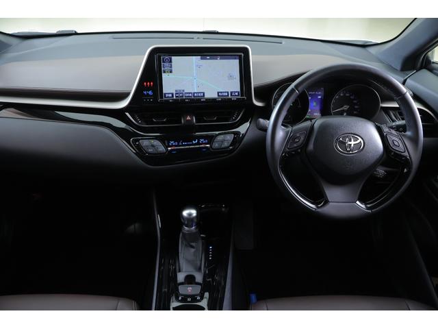 Ｃ－ＨＲ Ｇ　衝突被害軽減ブレーキ　純正９インチナビ　地デジＴＶ　バックカメラ　ＢＳＭ　スマートキー　ＥＴＣ　レーダークルーズ　車線逸脱警報　オートハイビーム　クリアランスソナー　シートヒーター　Ｂｌｕｅｔｏｏｔｈ接続　ＬＥＤヘッドライト　横滑防止装置　ワンオーナー（12枚目）