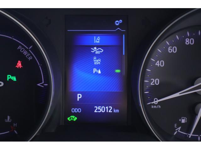 Ｃ－ＨＲ Ｇ　衝突被害軽減ブレーキ　純正９インチナビ　地デジＴＶ　バックカメラ　ＢＳＭ　スマートキー　ＥＴＣ　レーダークルーズ　車線逸脱警報　オートハイビーム　クリアランスソナー　シートヒーター　Ｂｌｕｅｔｏｏｔｈ接続　ＬＥＤヘッドライト　横滑防止装置　ワンオーナー（17枚目）