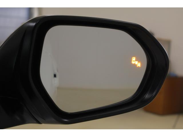 Ｃ－ＨＲ Ｇ　衝突被害軽減ブレーキ　純正９インチナビ　地デジＴＶ　バックカメラ　ＢＳＭ　スマートキー　ＥＴＣ　レーダークルーズ　車線逸脱警報　オートハイビーム　クリアランスソナー　シートヒーター　Ｂｌｕｅｔｏｏｔｈ接続　ＬＥＤヘッドライト　横滑防止装置　ワンオーナー（30枚目）