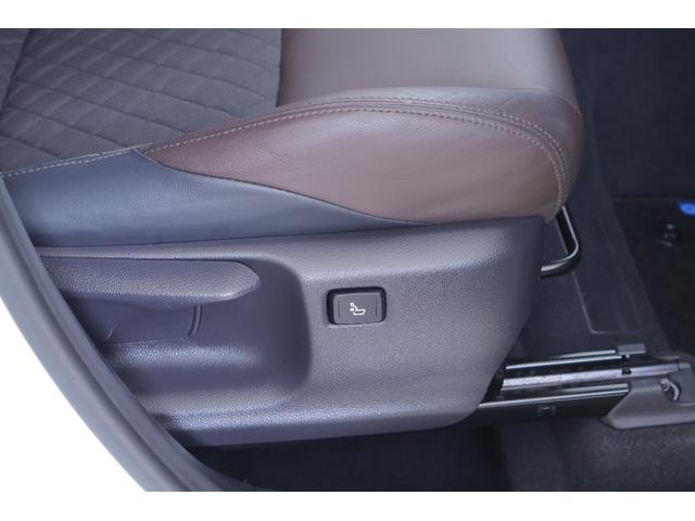 Ｃ－ＨＲ Ｇ　衝突被害軽減ブレーキ　純正９インチナビ　地デジＴＶ　バックカメラ　ＢＳＭ　スマートキー　ＥＴＣ　レーダークルーズ　車線逸脱警報　オートハイビーム　クリアランスソナー　シートヒーター　Ｂｌｕｅｔｏｏｔｈ接続　ＬＥＤヘッドライト　横滑防止装置　ワンオーナー（35枚目）