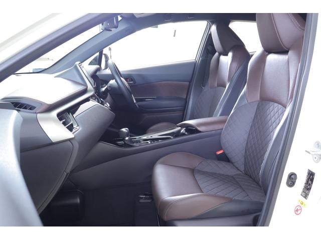 Ｃ－ＨＲ Ｇ　衝突被害軽減ブレーキ　純正９インチナビ　地デジＴＶ　バックカメラ　ＢＳＭ　スマートキー　ＥＴＣ　レーダークルーズ　車線逸脱警報　オートハイビーム　クリアランスソナー　シートヒーター　Ｂｌｕｅｔｏｏｔｈ接続　ＬＥＤヘッドライト　横滑防止装置　ワンオーナー（36枚目）