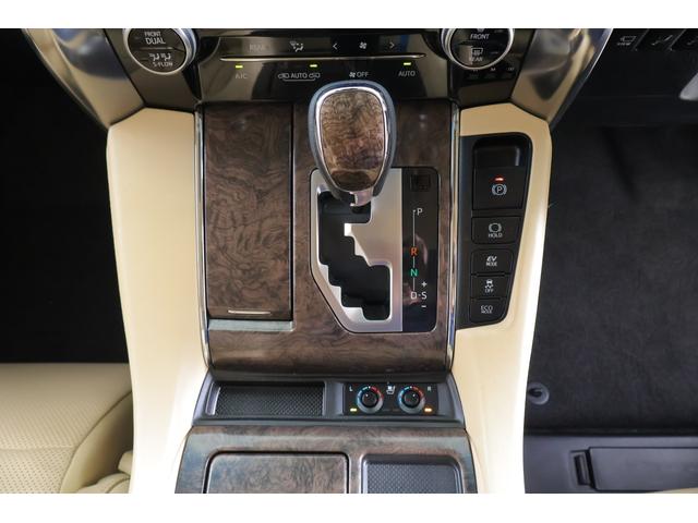 アルファードハイブリッド エグゼクティブラウンジ 4WD JBLプレミアムナビ地デジ 全周囲カメラ 12.1インチリアエンター 衝突被害軽減ブレーキ レーダークルーズ 車線逸脱警報 BSM デジタルミラー シートヒーター&クール ステアリングヒーター パワーバックドア 3眼LEDライト(25枚目)