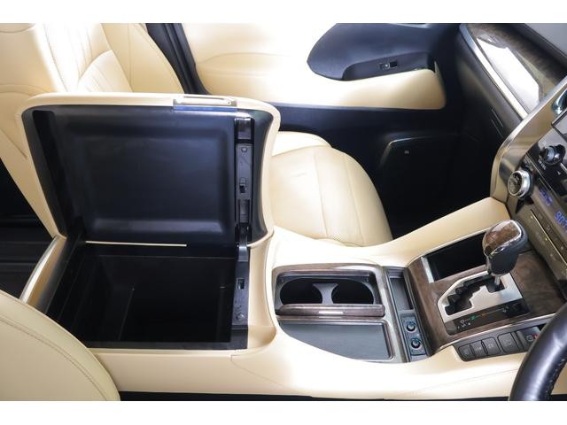 アルファードハイブリッド エグゼクティブラウンジ 4WD JBLプレミアムナビ地デジ 全周囲カメラ 12.1インチリアエンター 衝突被害軽減ブレーキ レーダークルーズ 車線逸脱警報 BSM デジタルミラー シートヒーター&クール ステアリングヒーター パワーバックドア 3眼LEDライト(37枚目)