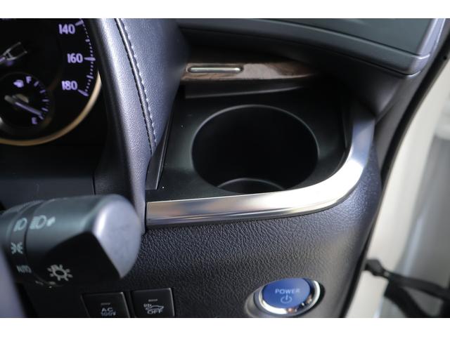 アルファードハイブリッド エグゼクティブラウンジ 4WD JBLプレミアムナビ地デジ 全周囲カメラ 12.1インチリアエンター 衝突被害軽減ブレーキ レーダークルーズ 車線逸脱警報 BSM デジタルミラー シートヒーター&クール ステアリングヒーター パワーバックドア 3眼LEDライト(39枚目)