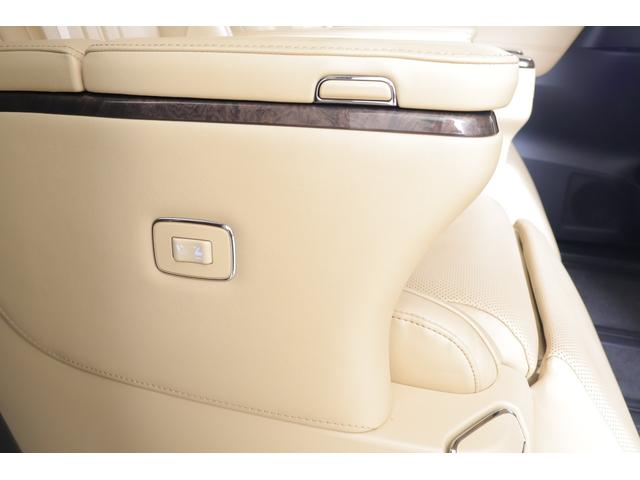 アルファードハイブリッド エグゼクティブラウンジ 4WD JBLプレミアムナビ地デジ 全周囲カメラ 12.1インチリアエンター 衝突被害軽減ブレーキ レーダークルーズ 車線逸脱警報 BSM デジタルミラー シートヒーター&クール ステアリングヒーター パワーバックドア 3眼LEDライト(47枚目)