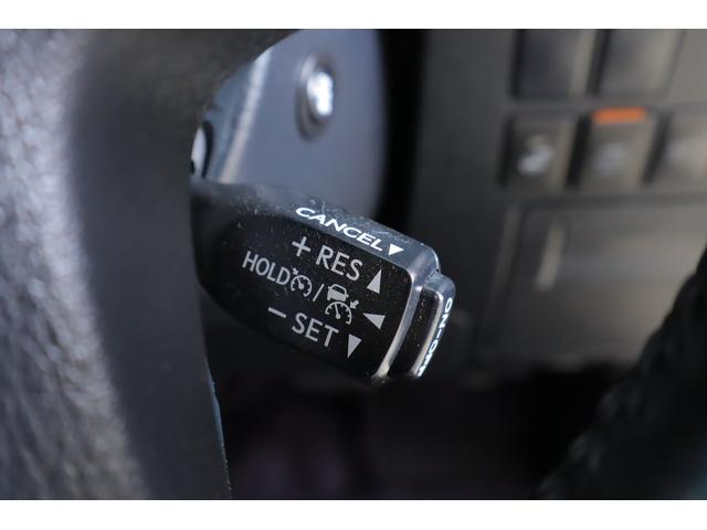 アルファード ３．５エグゼクティブラウンジＳ　４ＷＤ　衝突被害軽減ブレーキ　サンルーフ　ＪＢＬナビ地デジＴＶ　全周囲カメラ　１２．１インチリアエンター　レーダークルーズ　車線逸脱警報　ＢＳＭ　デジタルミラー　シートヒーター＆クール　ドラレコ　パワーバックドア　３眼ＬＥＤライト（24枚目）