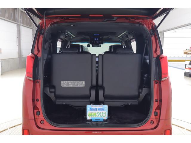 アルファード ３．５エグゼクティブラウンジＳ　４ＷＤ　衝突被害軽減ブレーキ　サンルーフ　ＪＢＬナビ地デジＴＶ　全周囲カメラ　１２．１インチリアエンター　レーダークルーズ　車線逸脱警報　ＢＳＭ　デジタルミラー　シートヒーター＆クール　ドラレコ　パワーバックドア　３眼ＬＥＤライト（57枚目）