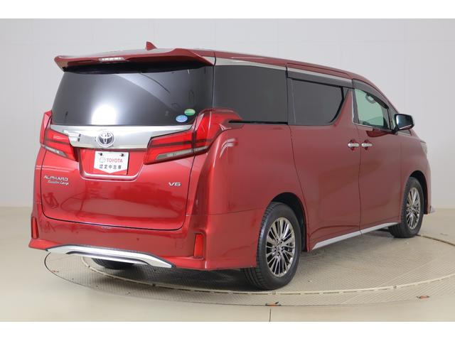 アルファード ３．５エグゼクティブラウンジＳ　４ＷＤ　衝突被害軽減ブレーキ　サンルーフ　ＪＢＬナビ地デジＴＶ　全周囲カメラ　１２．１インチリアエンター　レーダークルーズ　車線逸脱警報　ＢＳＭ　デジタルミラー　シートヒーター＆クール　ドラレコ　パワーバックドア　３眼ＬＥＤライト（62枚目）