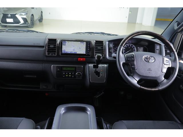 ハイエースバン スーパーGLダークプライムII 4WD 衝突被害軽減ブレーキ 純正SDナビ 地デジTV 全周囲カメラ スマートキー ETC 車線逸脱警報 オートハイビーム 両側電動ドア LEDヘッドライト デジタルミラー 純正アルミ AC100V電源 横滑り防止装置(12枚目)