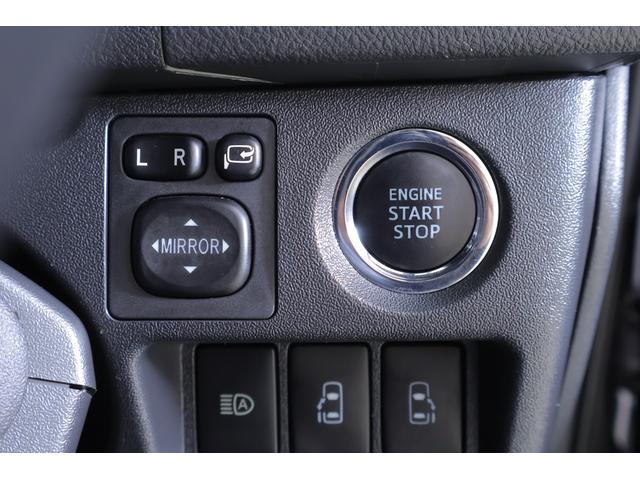 ハイエースバン スーパーGLダークプライムII 4WD 衝突被害軽減ブレーキ 純正SDナビ 地デジTV 全周囲カメラ スマートキー ETC 車線逸脱警報 オートハイビーム 両側電動ドア LEDヘッドライト デジタルミラー 純正アルミ AC100V電源 横滑り防止装置(26枚目)