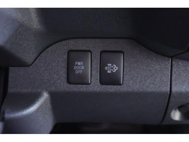 ハイエースバン スーパーGLダークプライムII 4WD 衝突被害軽減ブレーキ 純正SDナビ 地デジTV 全周囲カメラ スマートキー ETC 車線逸脱警報 オートハイビーム 両側電動ドア LEDヘッドライト デジタルミラー 純正アルミ AC100V電源 横滑り防止装置(30枚目)