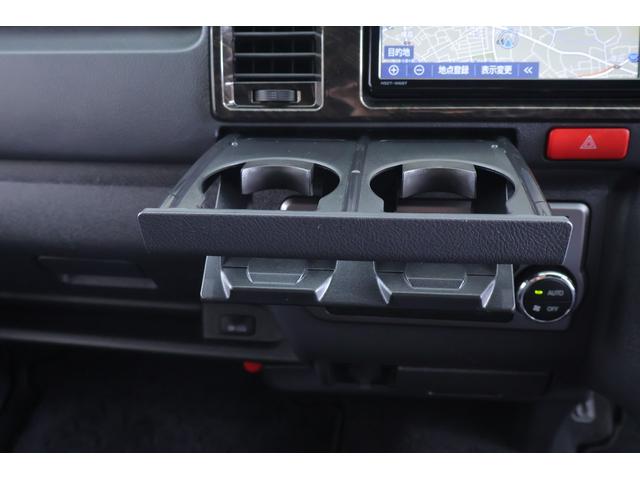 ハイエースバン スーパーGLダークプライムII 4WD 衝突被害軽減ブレーキ 純正SDナビ 地デジTV 全周囲カメラ スマートキー ETC 車線逸脱警報 オートハイビーム 両側電動ドア LEDヘッドライト デジタルミラー 純正アルミ AC100V電源 横滑り防止装置(34枚目)