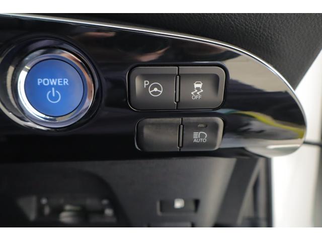 プリウス Ｓセーフティプラス　衝突被害軽減ブレーキ　レーダークルーズ　純正ＳＤナビＴＶ　バックカメラ　スマートキー　ＥＴＣ　オートハイビーム　車線逸脱警報　クリアランスソナー　ＬＥＤヘッドライト　Ｂｌｕｅｔｏｏｔｈ接続　横滑り防止装置　ワンオーナー（26枚目）