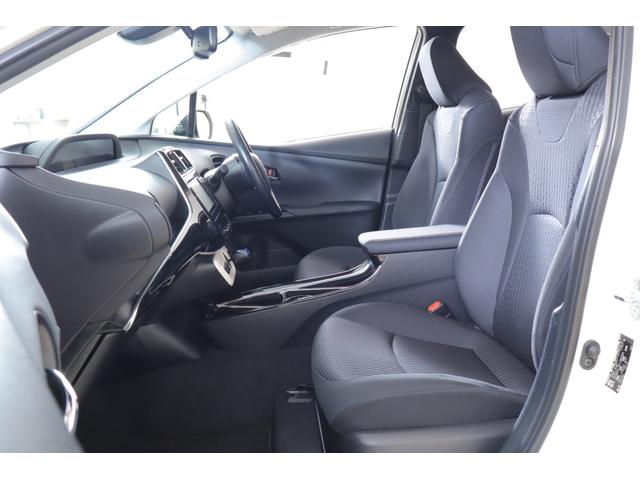 プリウス Ｓセーフティプラス　衝突被害軽減ブレーキ　レーダークルーズ　純正ＳＤナビＴＶ　バックカメラ　スマートキー　ＥＴＣ　オートハイビーム　車線逸脱警報　クリアランスソナー　ＬＥＤヘッドライト　Ｂｌｕｅｔｏｏｔｈ接続　横滑り防止装置　ワンオーナー（32枚目）