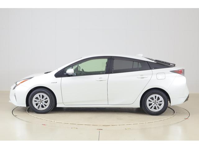 プリウス Ｓセーフティプラス　衝突被害軽減ブレーキ　レーダークルーズ　純正ＳＤナビＴＶ　バックカメラ　スマートキー　ＥＴＣ　オートハイビーム　車線逸脱警報　クリアランスソナー　ＬＥＤヘッドライト　Ｂｌｕｅｔｏｏｔｈ接続　横滑り防止装置　ワンオーナー（38枚目）