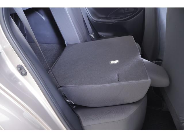 ヤリス Ｇ　衝突被害軽減ブレーキ　純正８インチＤＡナビ　バックカメラ　スマートキー　ＥＴＣ　レーダークルーズ　オートハイビーム　車線逸脱警報　クリアランスソナー　前後ドラレコ　シートヒーター　先行車発進告知機能　Ｂｌｕｅｔｏｏｔｈ接続　横滑り防止装置（38枚目）