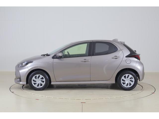 ヤリス Ｇ　衝突被害軽減ブレーキ　純正８インチＤＡナビ　バックカメラ　スマートキー　ＥＴＣ　レーダークルーズ　オートハイビーム　車線逸脱警報　クリアランスソナー　前後ドラレコ　シートヒーター　先行車発進告知機能　Ｂｌｕｅｔｏｏｔｈ接続　横滑り防止装置（41枚目）