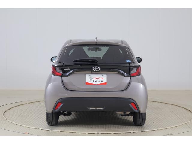 ヤリス Ｇ　衝突被害軽減ブレーキ　純正８インチＤＡナビ　バックカメラ　スマートキー　ＥＴＣ　レーダークルーズ　オートハイビーム　車線逸脱警報　クリアランスソナー　前後ドラレコ　シートヒーター　先行車発進告知機能　Ｂｌｕｅｔｏｏｔｈ接続　横滑り防止装置（42枚目）