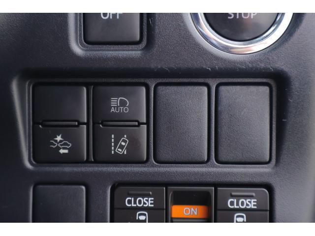 ヴォクシー ＺＳ　煌ＩＩ　衝突被害軽減ブレーキ　ＳＤナビ　地デジＴＶ　バックカメラ　後席モニター　スマートキー　ＥＴＣ　クルーズコントロール　車線逸脱警報　オートハイビーム　両側電動ドア　クリアランスソナー　先行車発進告知機能　Ｂｌｕｅｔｏｏｔｈ接続　ＬＥＤヘッドライト（29枚目）