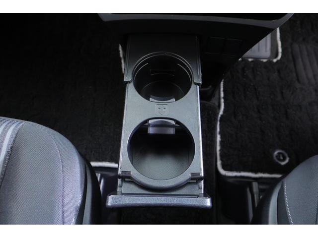 ヴォクシー ＺＳ　煌ＩＩ　衝突被害軽減ブレーキ　ＳＤナビ　地デジＴＶ　バックカメラ　後席モニター　スマートキー　ＥＴＣ　クルーズコントロール　車線逸脱警報　オートハイビーム　両側電動ドア　クリアランスソナー　先行車発進告知機能　Ｂｌｕｅｔｏｏｔｈ接続　ＬＥＤヘッドライト（37枚目）