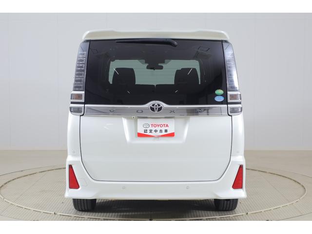 ヴォクシー ＺＳ　煌ＩＩ　衝突被害軽減ブレーキ　ＳＤナビ　地デジＴＶ　バックカメラ　後席モニター　スマートキー　ＥＴＣ　クルーズコントロール　車線逸脱警報　オートハイビーム　両側電動ドア　クリアランスソナー　先行車発進告知機能　Ｂｌｕｅｔｏｏｔｈ接続　ＬＥＤヘッドライト（49枚目）