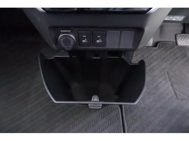 タンク カスタムＧ－Ｔ　衝突被害軽減ブレーキ　純正ＳＤナビ地デジＴＶ　バックカメラ　スマートキー　ＥＴＣ　車線逸脱警報　クルーズコントロール　両側電動スライドドア　先行車発進告知機能　Ｂｌｕｅｔｏｏｔｈ接続　シートヒーター　純正アルミ　ＬＥＤヘッドライト　横滑リ防止装置（27枚目）